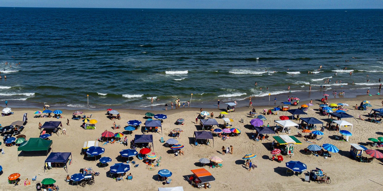 Perto de 80% da costa paranaense está própria para banho, aponta boletim de balneabilidade do IAT