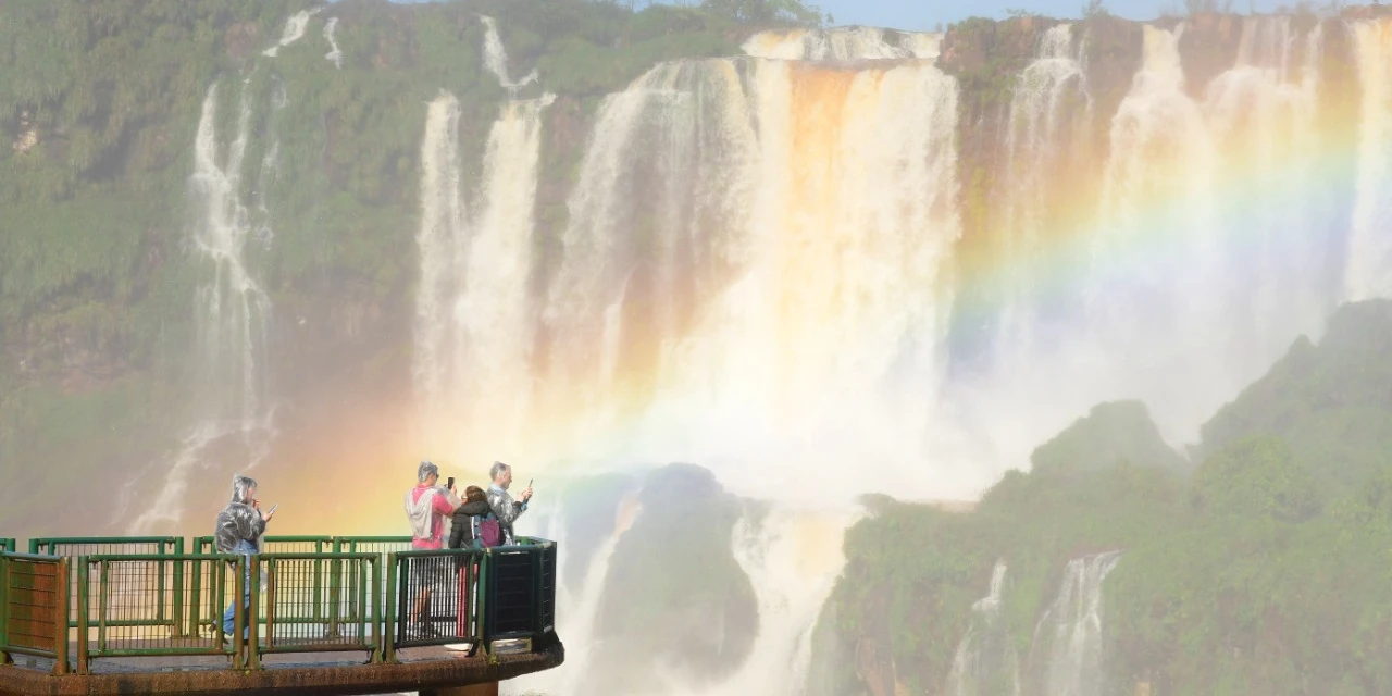 Parque Nacional do Iguaçu mantém horário ampliado até dia 31 de janeiro