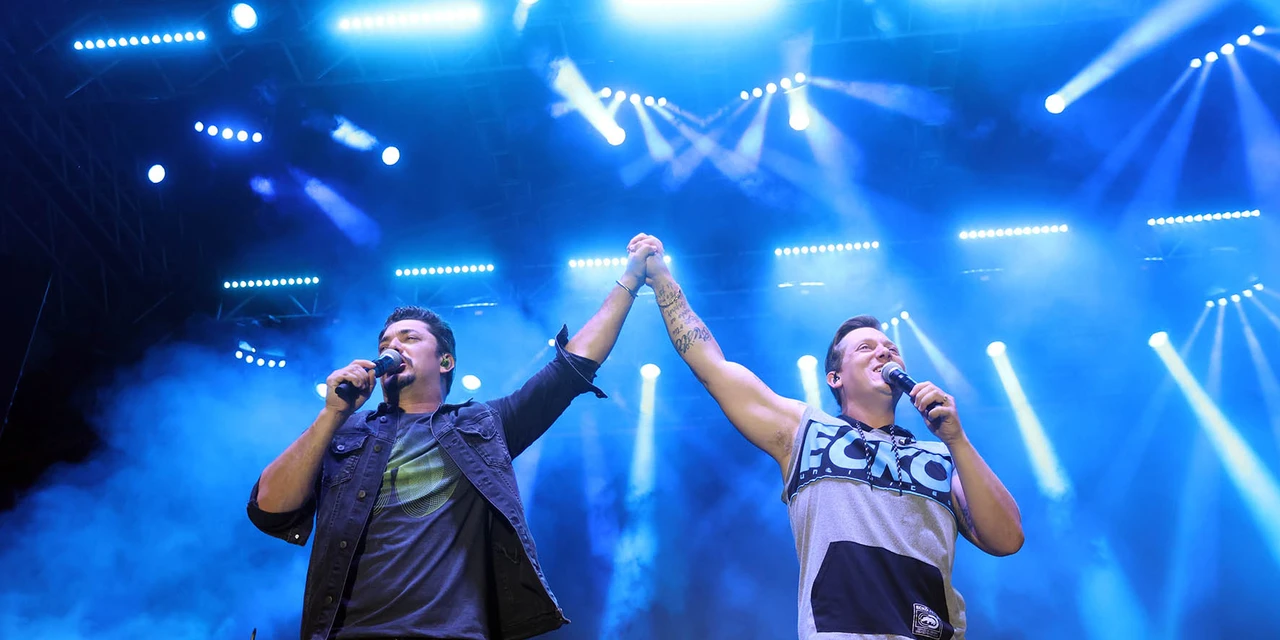 George Henrique & Rodrigo e Trio Parada Dura agitaram noite de sábado (21) no Litoral do Paraná