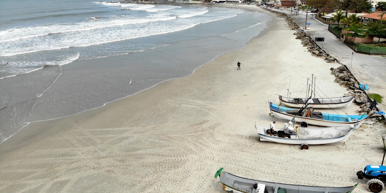 IAT divulga sexto Boletim de Balneabilidade; confira quais locais do litoral paranaense estão aptos para banho