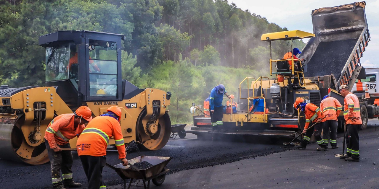 DER homologa investimento de R$ 27,7 milhões em rodovias dos Campos Gerais e Centro-Sul