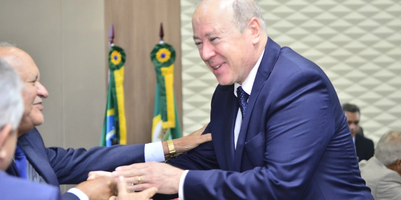 Desembargador do TJPR é eleito presidente do Colégio de Corregedores Eleitorais do Brasil