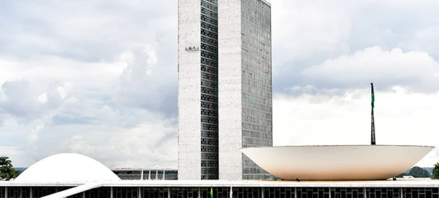 Vídeo: acompanhe a posse dos deputados federais e senadores eleitos em 2022