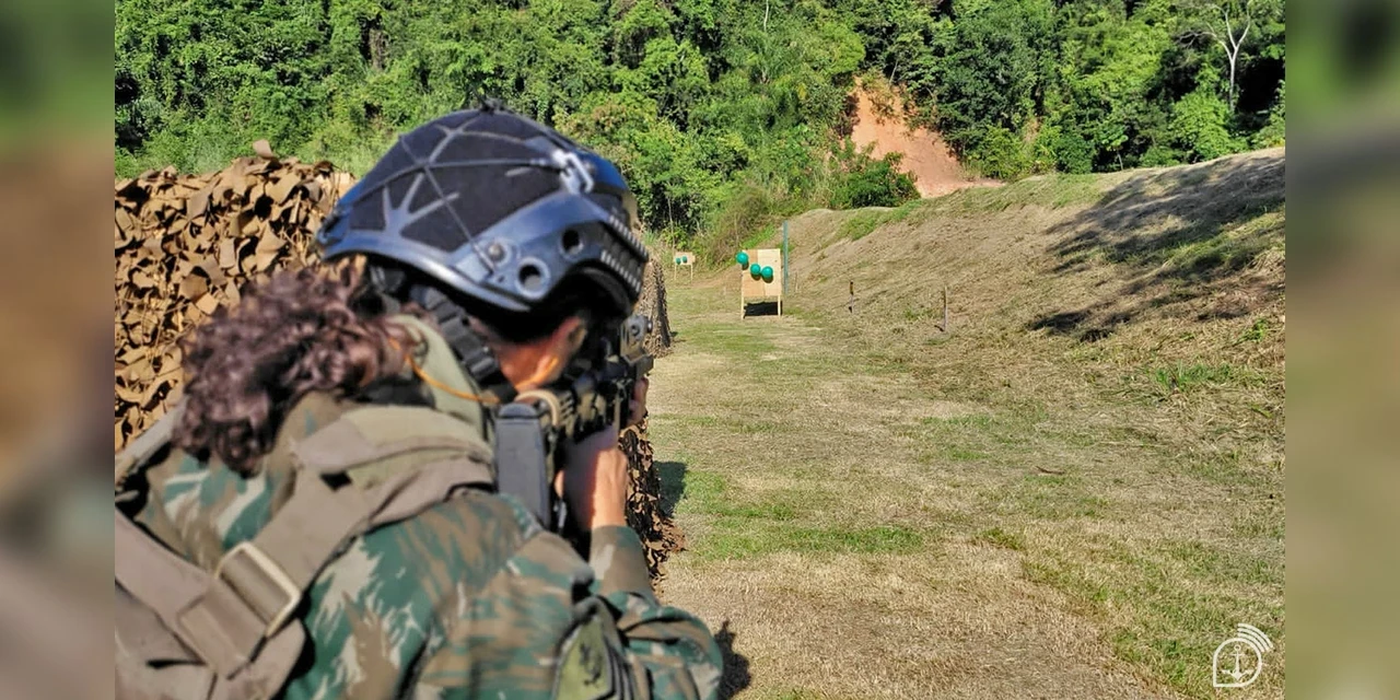 Marinha abre 96 vagas para mulheres no curso de Fuzileiros Navais
