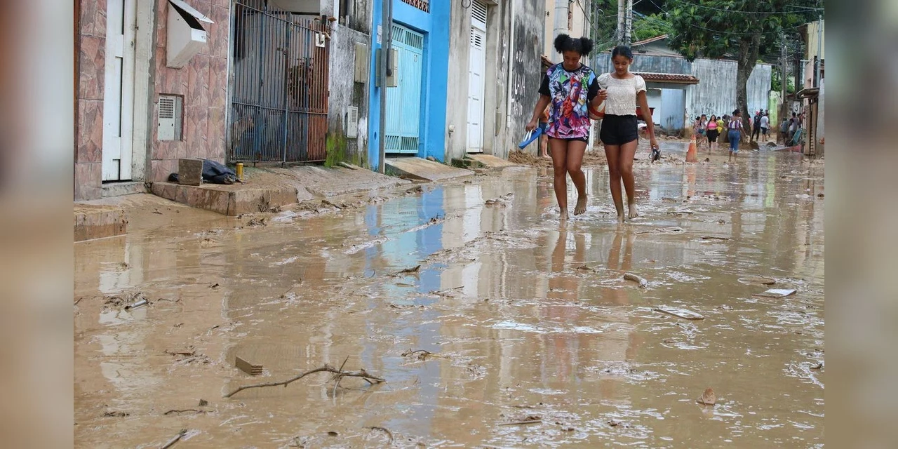 Litoral paulista teve maior volume de chuva registrado no Brasil