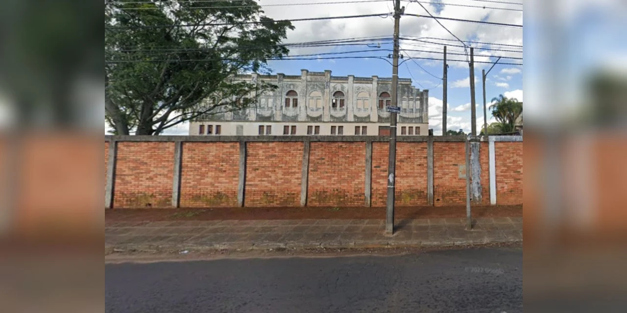 Prefeitura notifica e Jockey Clube de PG deve apresentar proposta de obras para conservação do imóvel