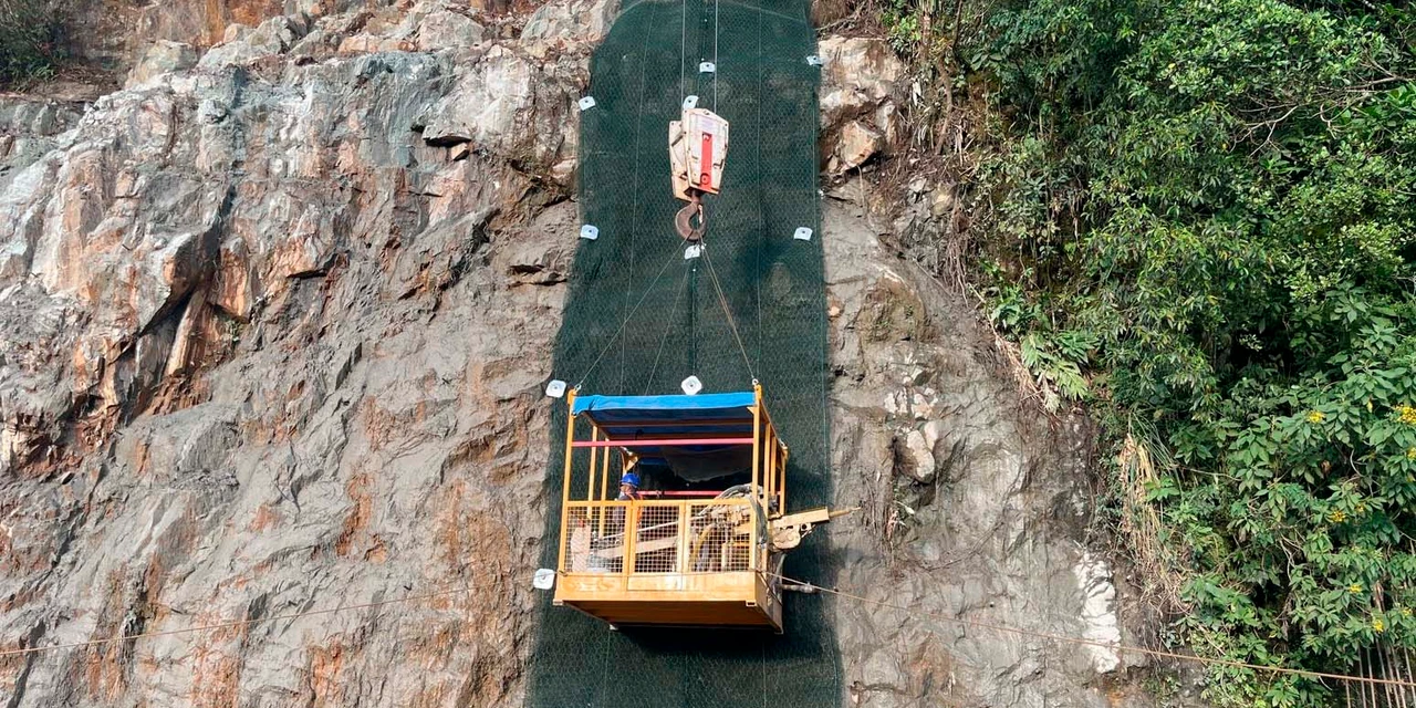 Obras de contenção da encosta da BR-277 chegam à etapa final, afirma DER/PR