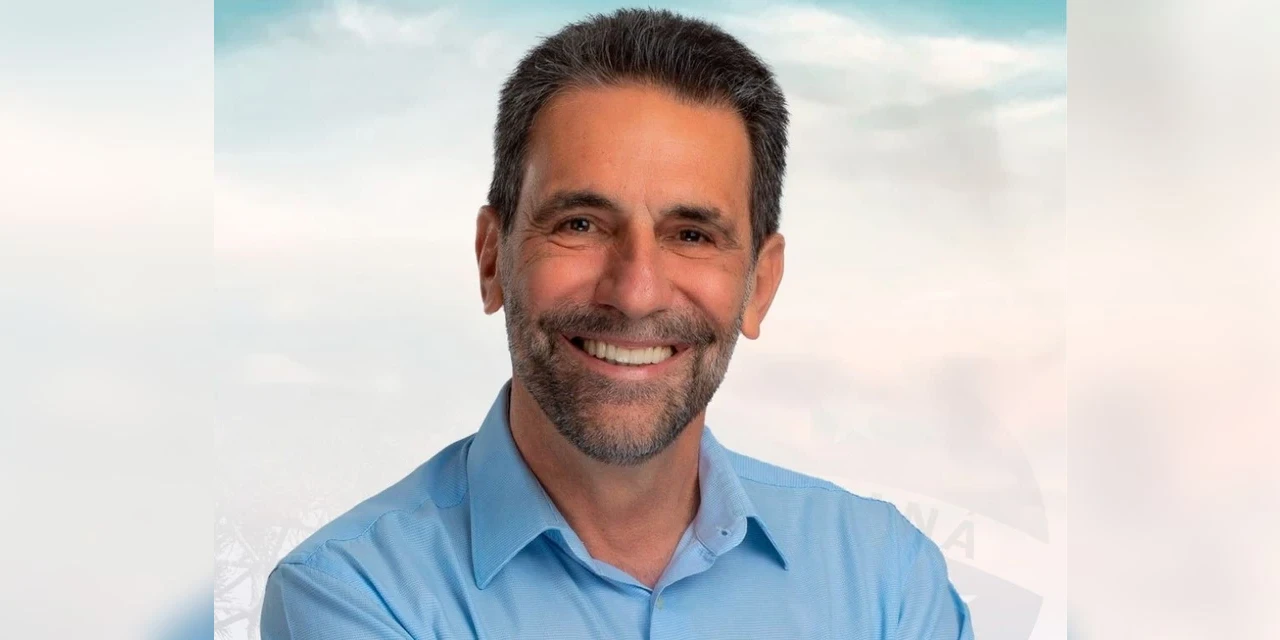 Enio Verri lembra lutas e conquistas ao se despedir do mandato de Deputado Federal para assumir a Direção-Geral Brasileira de Itaipu