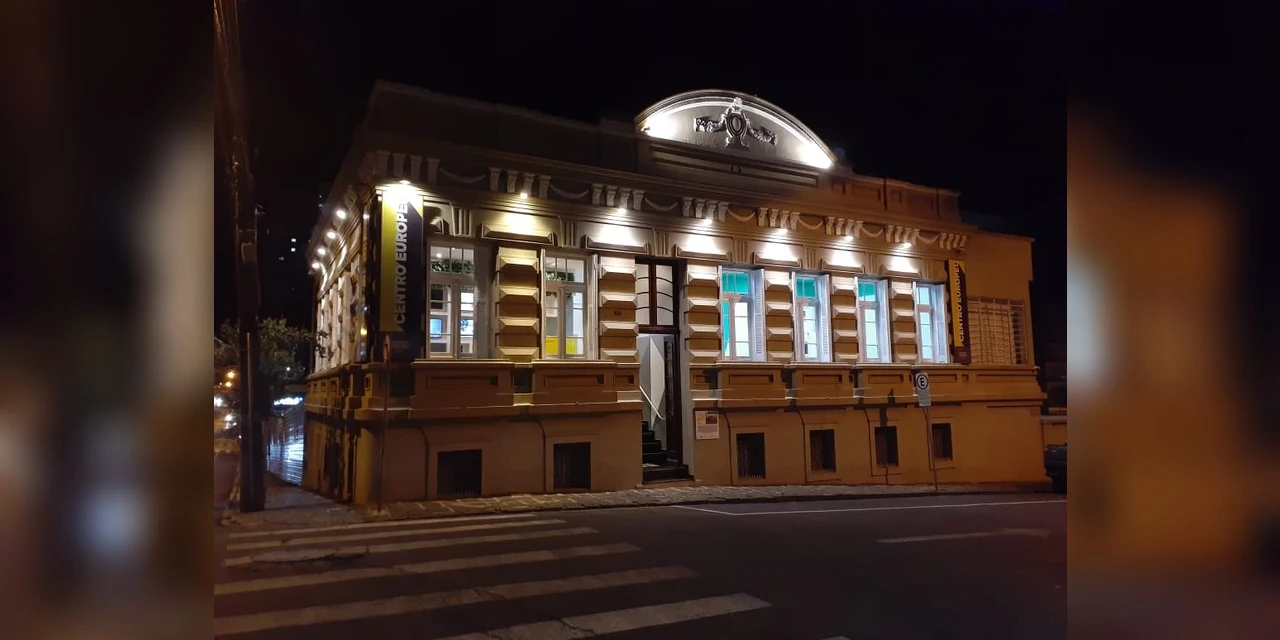 Debate sobre o Multiverso do Digital acontece no Centro Europeu