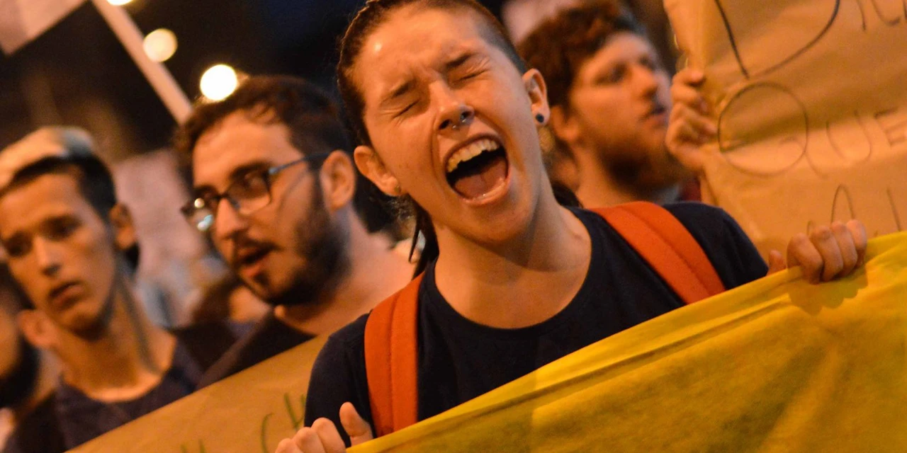 Ciclo Descomemorar Golpes inicia atividades nesta segunda-feira (27) na UEPG