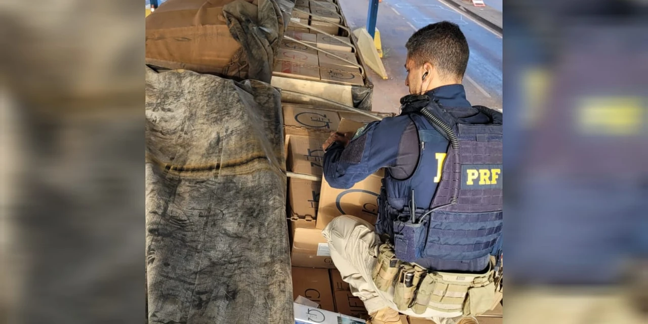 Bitrem furtado em PG é encontrado com carga de cigarros em Guaíra