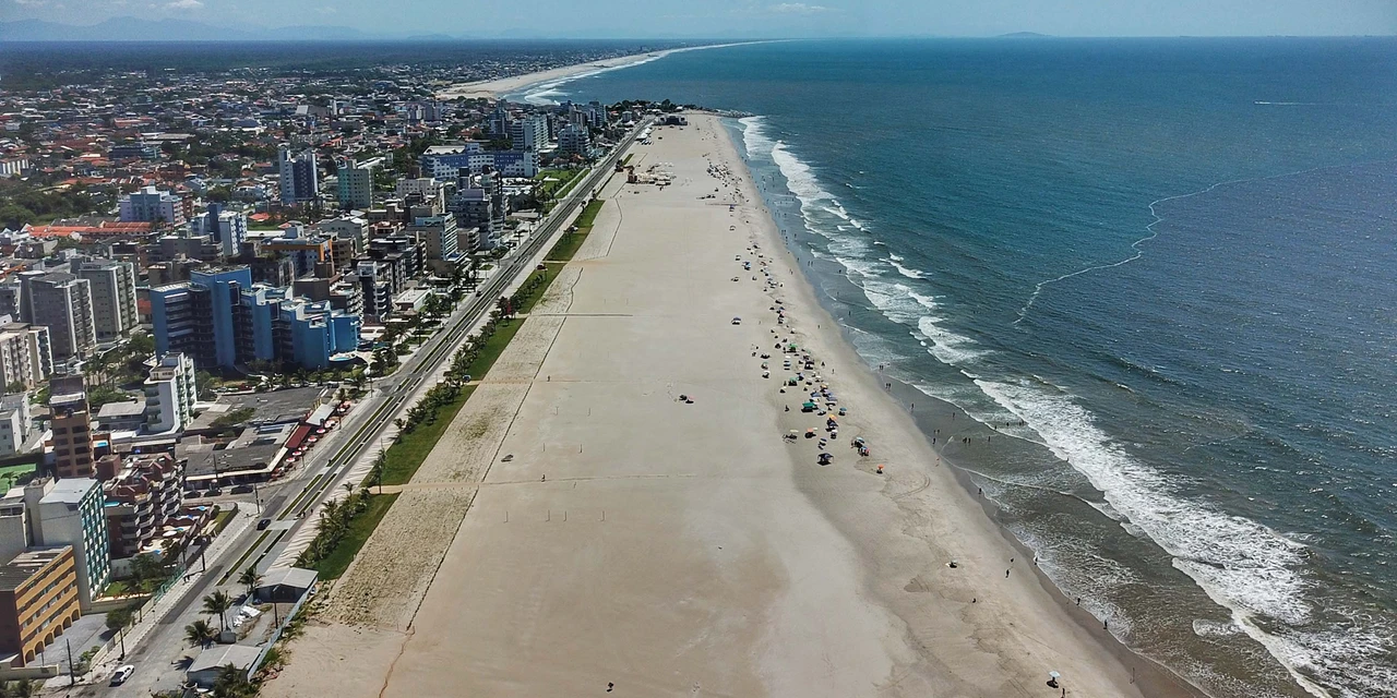 Com início da microdrenagem, recuperação da Orla de Matinhos avança mais uma etapa