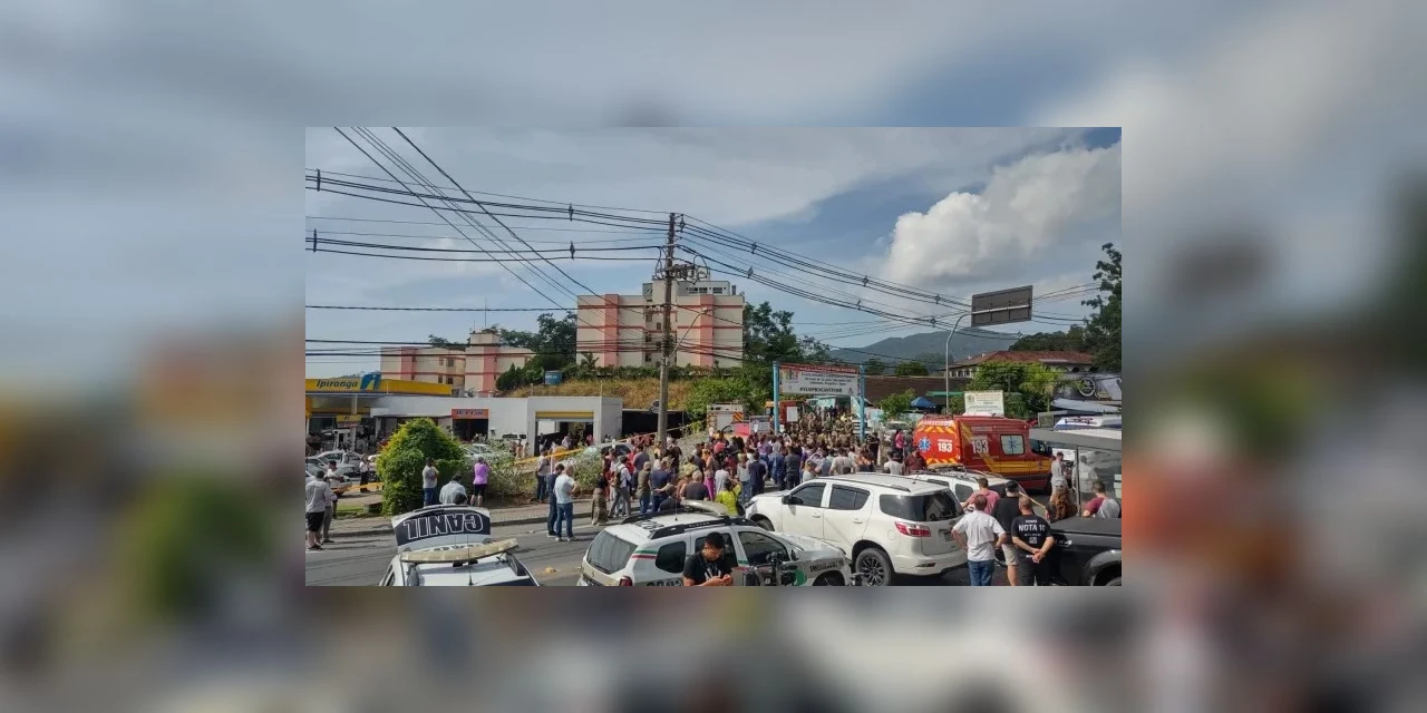 Municípios de Santa Catarina suspendem aulas após ataque em creche de Blumenau