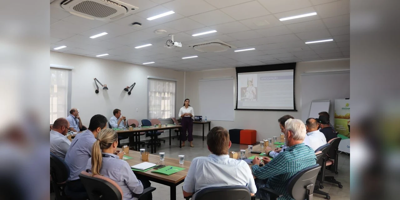 Castrolanda inicia programa de capacitação em ESG do Sescoop/PR e PUCPR