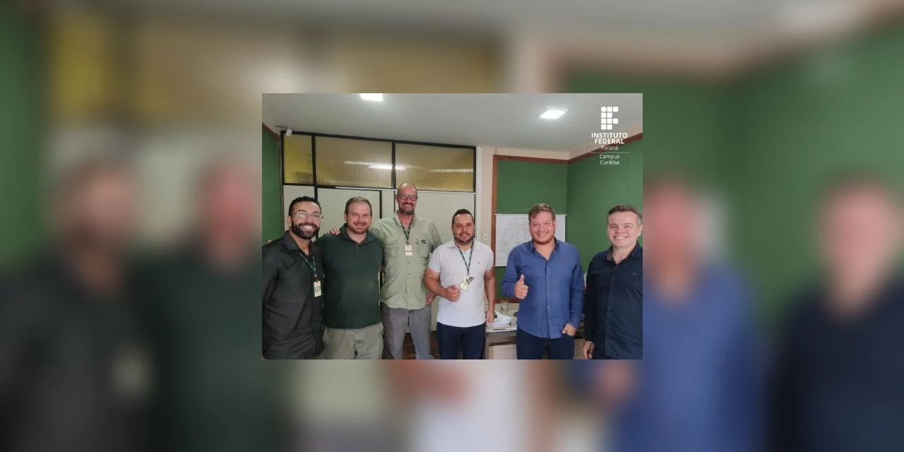 Em reunião com assessoria da deputada Gleisi, IFPR pede apoio para transformar Centro de Referência de PG em campus