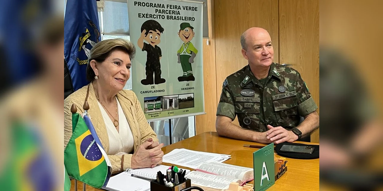 Prefeitura e exército renovam parceria que beneficia o Feira Verde