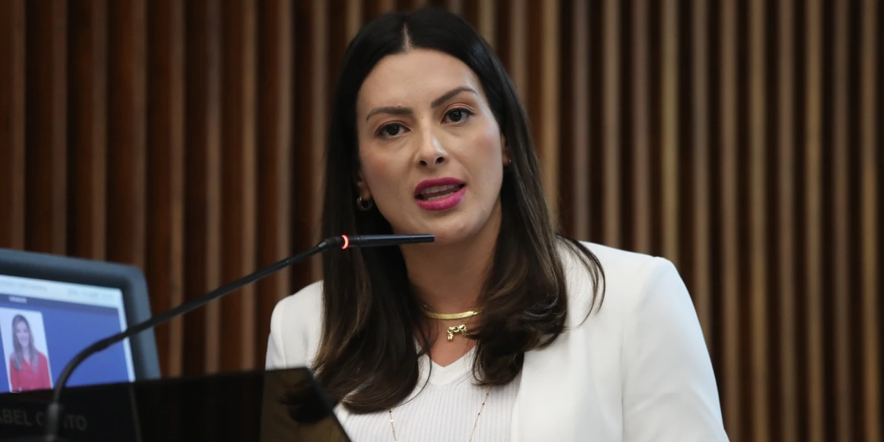 Deputada Mabel cobra maior segurança em escolas estaduais