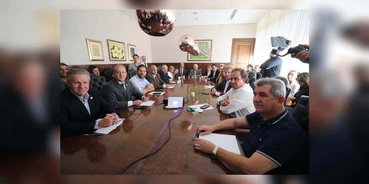 Código do Autismo no Paraná possibilita discurso único e forte sobre o tema, afirma deputado Moacyr Fadel