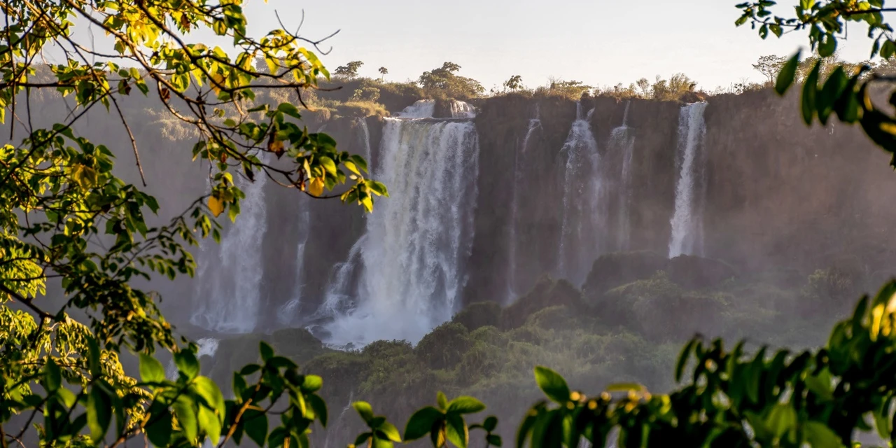 Parque Nacional do Iguaçu terá atendimento especial nos feriadões de Tiradentes e do Dia do Trabalhador
