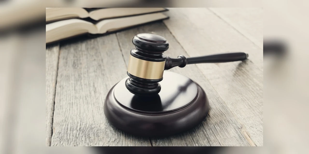 Sessão do Tribunal do Júri em Curitiba é encerrada sem veredito após o Ministério Público levantar dúvida quanto à verdadeira identidade do réu