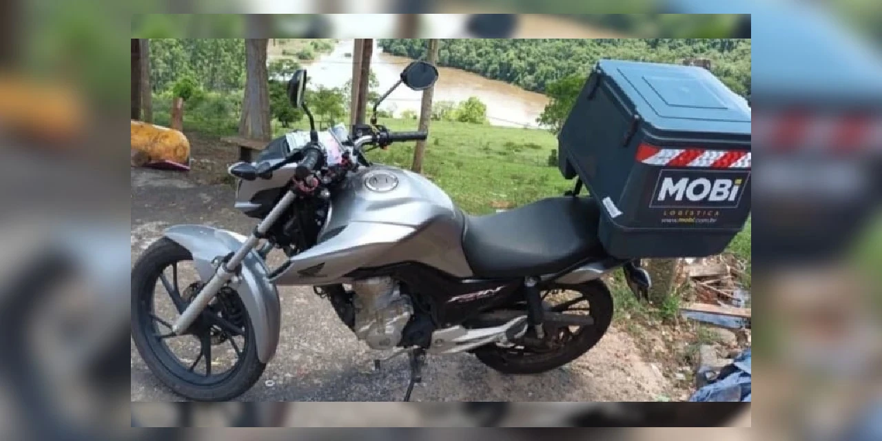 Ladrões furtam moto de entregador no Centro de PG
