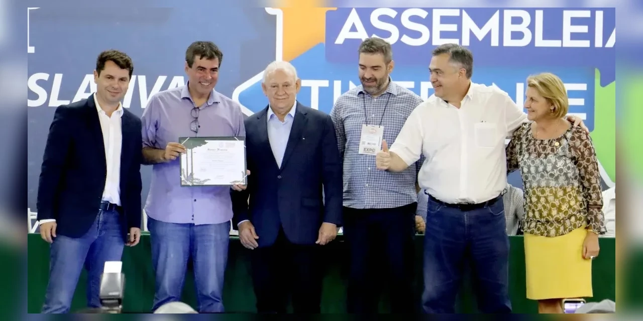 Marcelo Belinati recebe Menção Honrosa da Assembleia Legislativa do Paraná