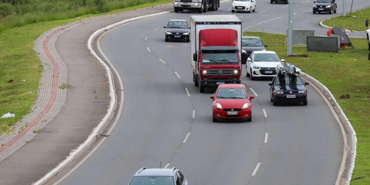 Prazo para pagamento da 4ª parcela do IPVA dos veículos de placas 1 e 2 vence nesta segunda (17)