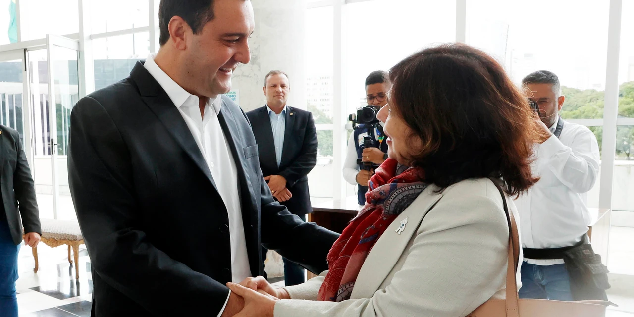 Governador recebe ministra da Saúde para debater fortalecimento da área no Paraná