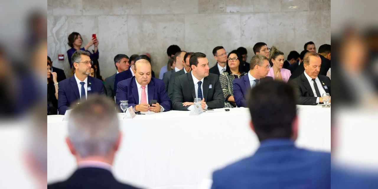 Governador Ratinho Junior integra pacto nacional de proteção às escolas