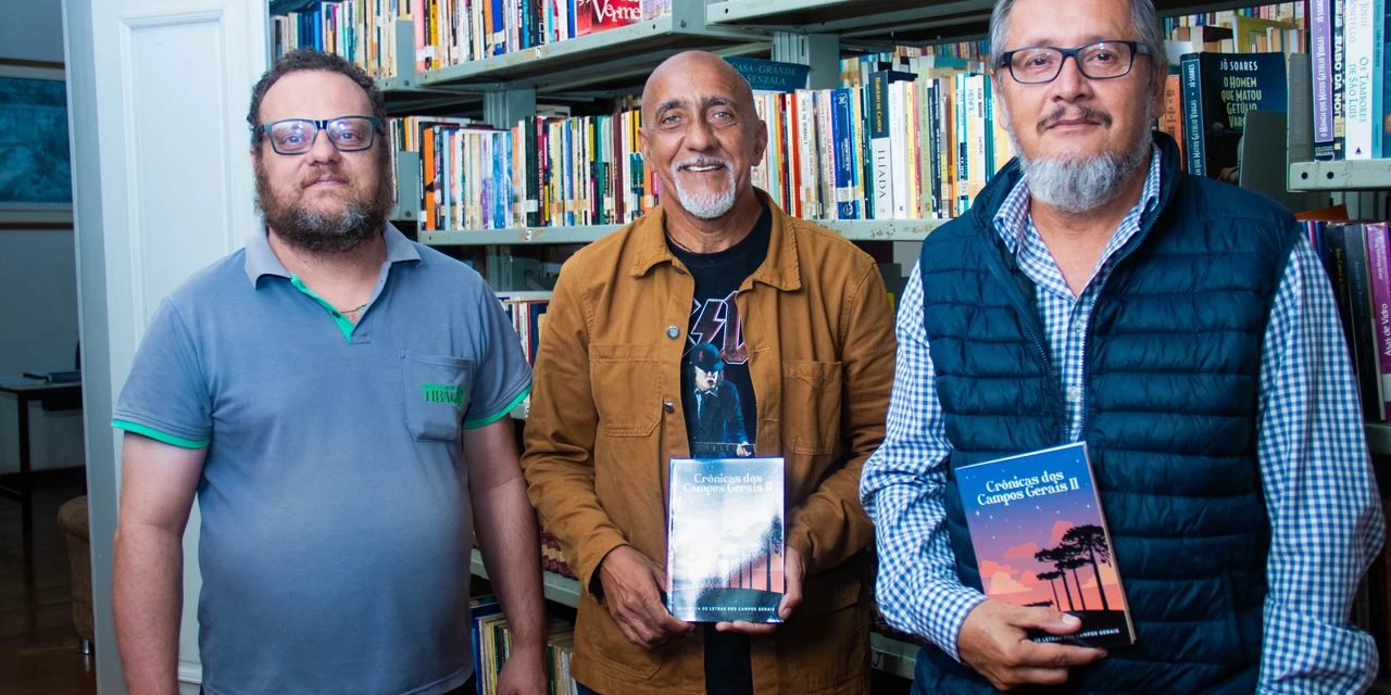 Três cronistas de Tibagi fazem parte do livro Crônicas dos Campos Gerais: volume 2