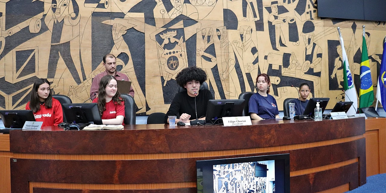 Câmara Jovem define Mesa Diretora do Programa