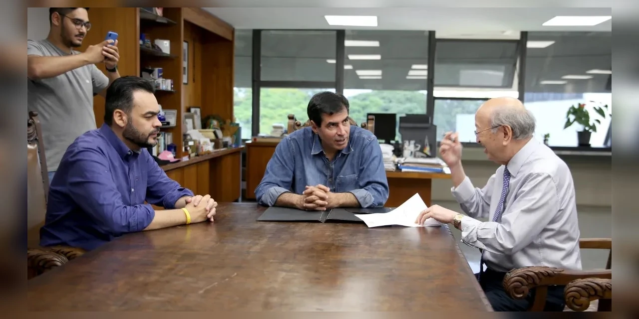 Prefeitura de Londrina lança novo mutirão de cirurgias de catarata para atender 3 mil pessoas