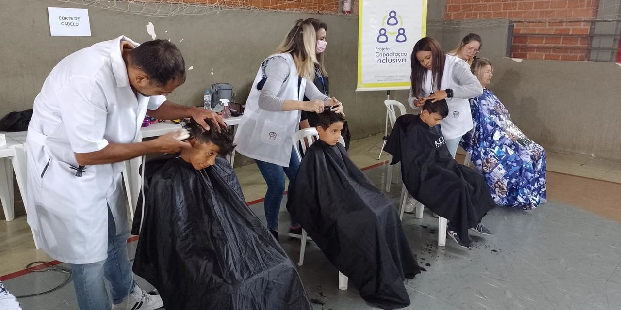 Em PG cerca de 250 pessoas participam da segunda edição da Ação Comunitária - Mais cidadania para você