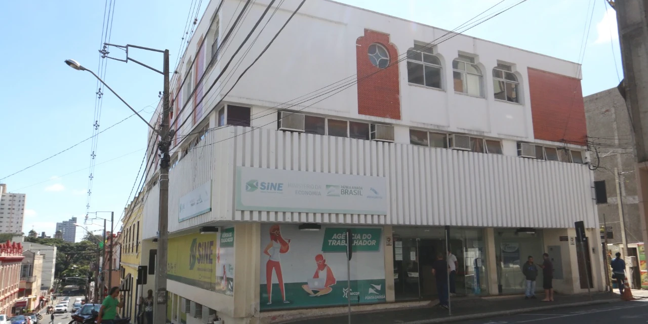 Agência do Trabalhador tem mais de 30 vagas nesta quinta-feira (4)