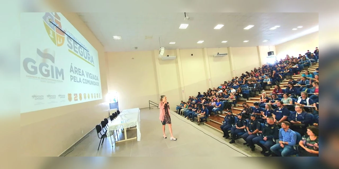 PG realiza formação para ampliar rede de ações da Educação e Segurança