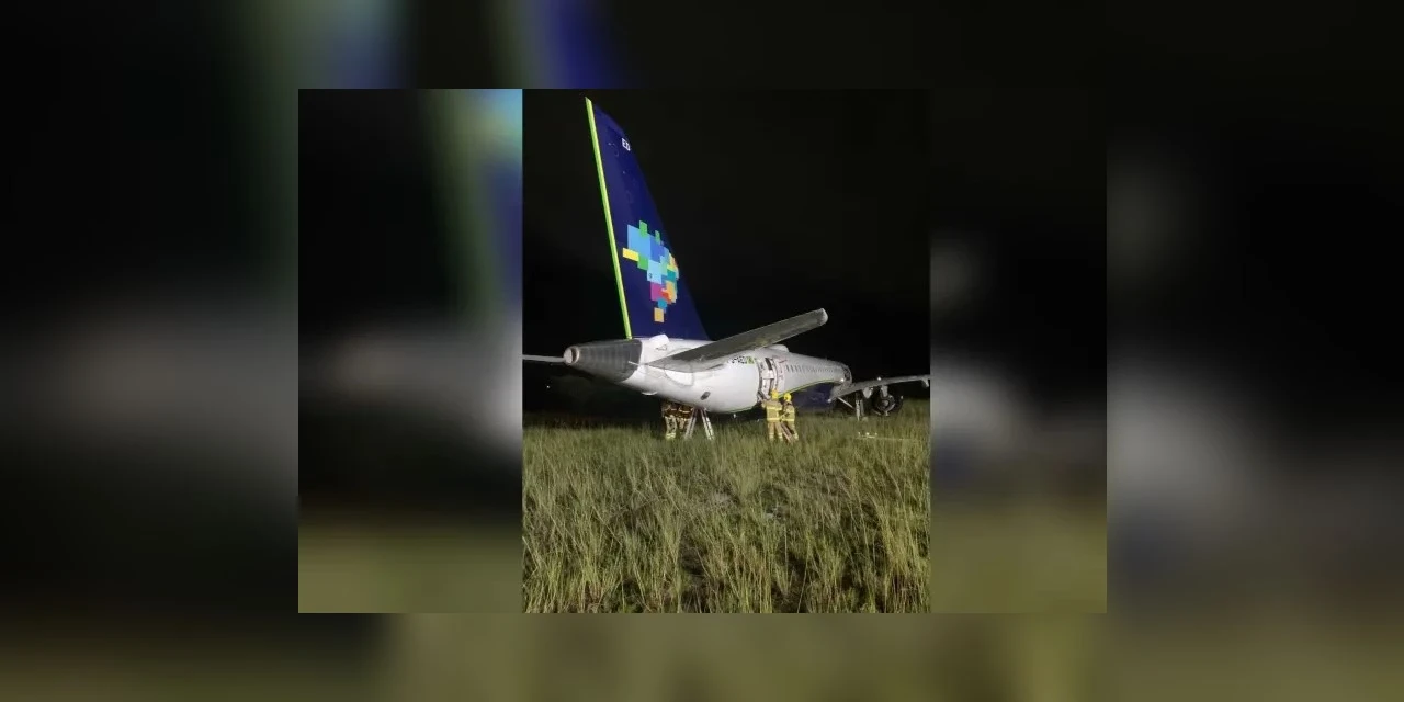 Avião ultrapassa limite de pista e para em matagal ao pousar em aeroporto