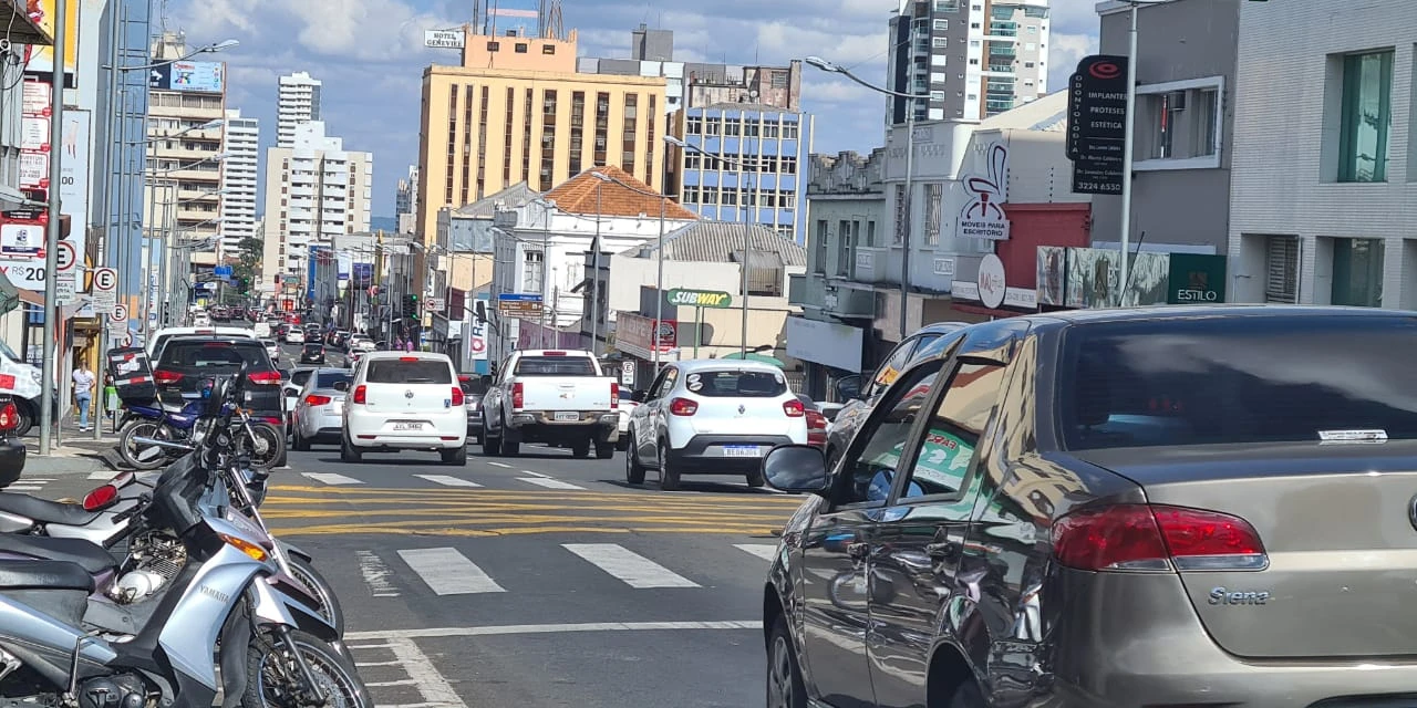 Rua de PG terá sentido duplo a partir de junho