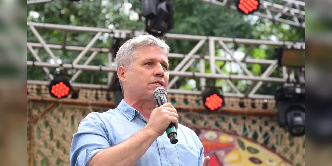 Governo vai lançar programa de reforma agrária este mês, diz ministro