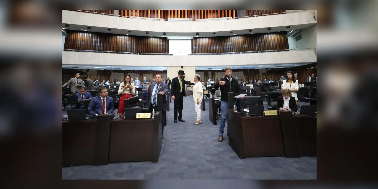 Prestação de contas do Governo referente ao exercício fiscal de 2021 avança na Alep