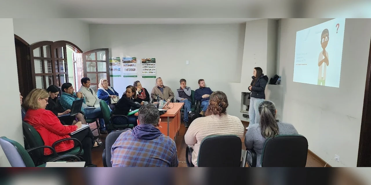 Sindicato Rural de PG orienta empresários e proprietários a como declarar ITR