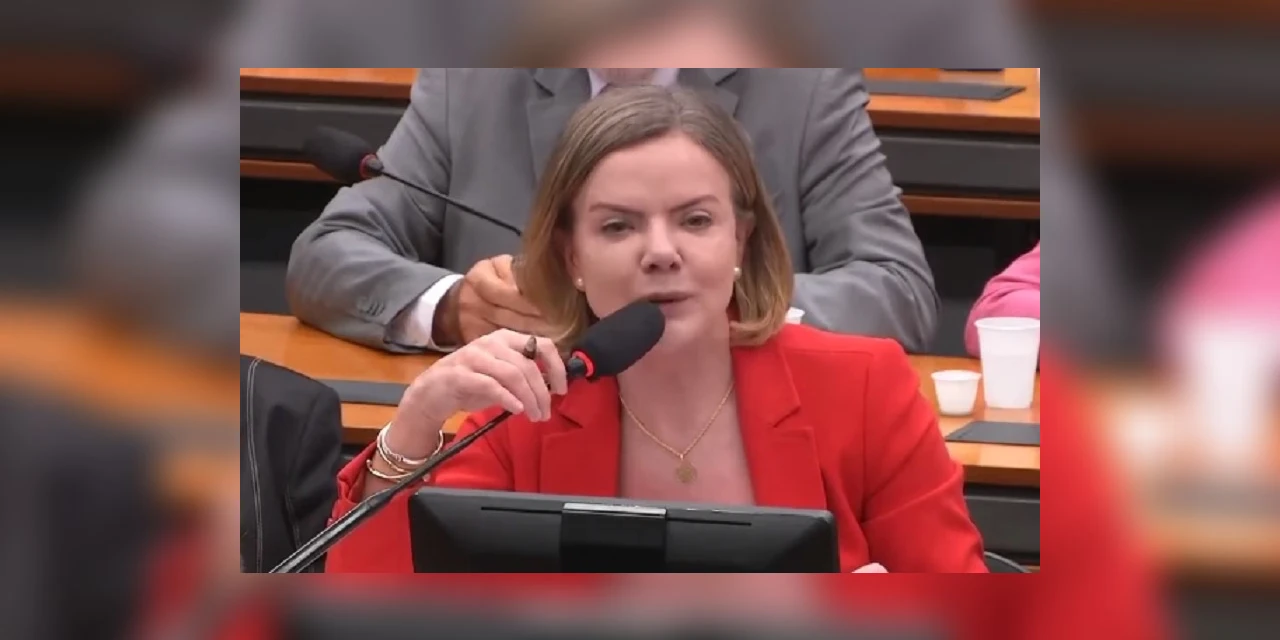 "Só uma cabeça autoritária pensa que não se pode ter debate sobre propostas dentro do governo", afirma Gleisi Hoffmann ao ser apontada como opositora ao ministro Fernando Haddad