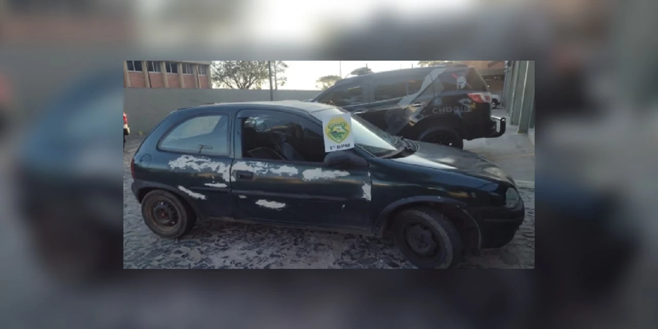 Durante abordagem em bairro de PG, Polícia Militar descobre veículo com placa adulterada