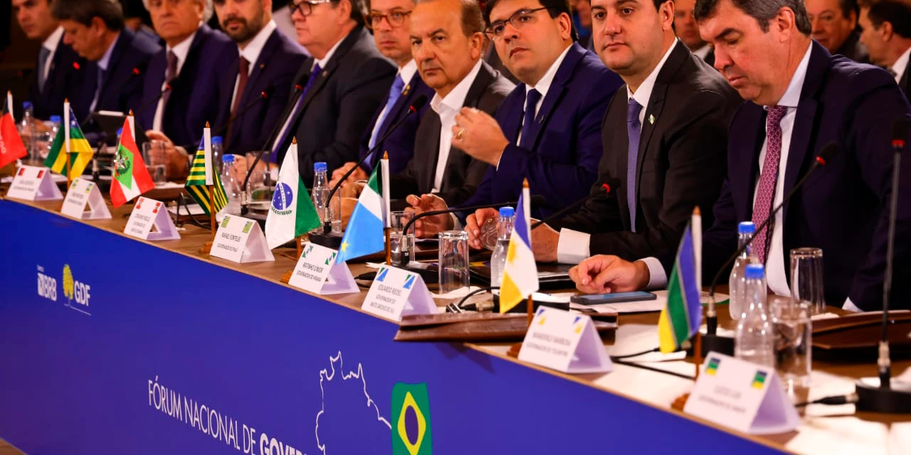 Ratinho Junior reforça importância da reforma tributária no Fórum Nacional de Governadores