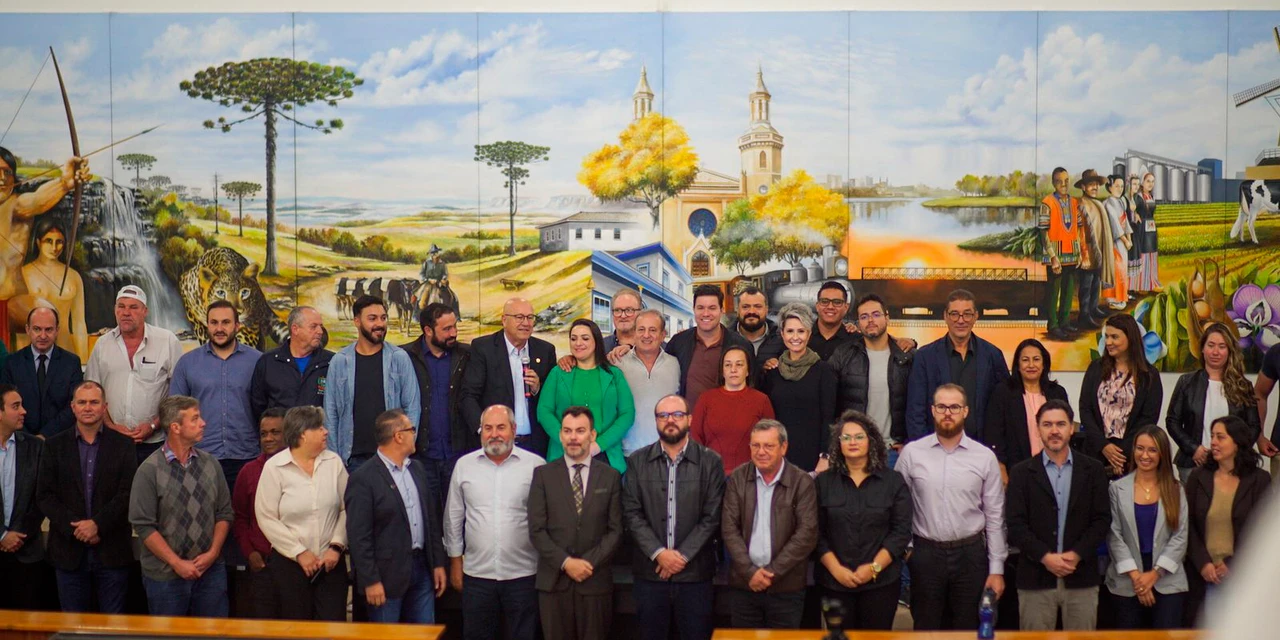 Prefeito de Tibagi participa de evento do Governo do Estado sobre planejamento e orçamento