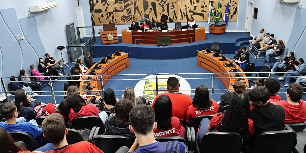 Câmara Jovem PG realiza primeira sessão ordinária de 2023