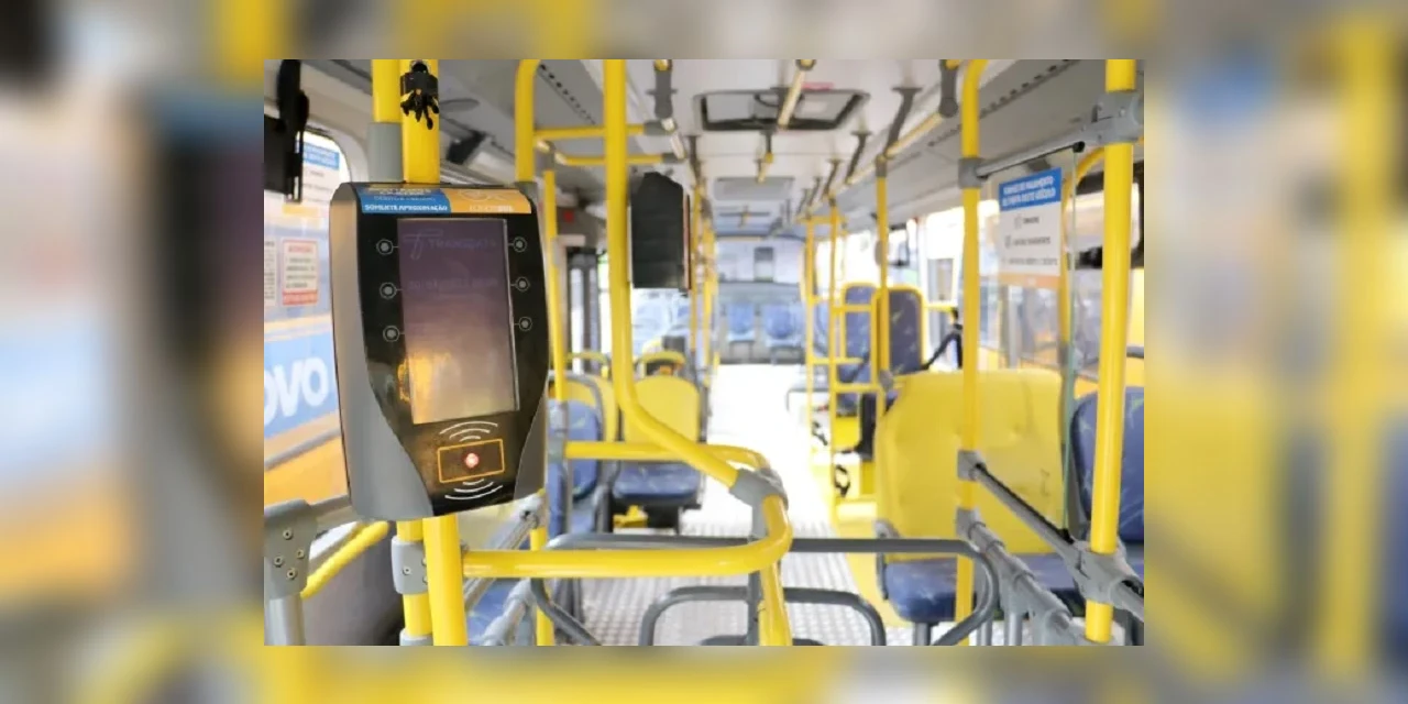 Londrina inicia emissão de cartão do idoso para usuários do transporte coletivo