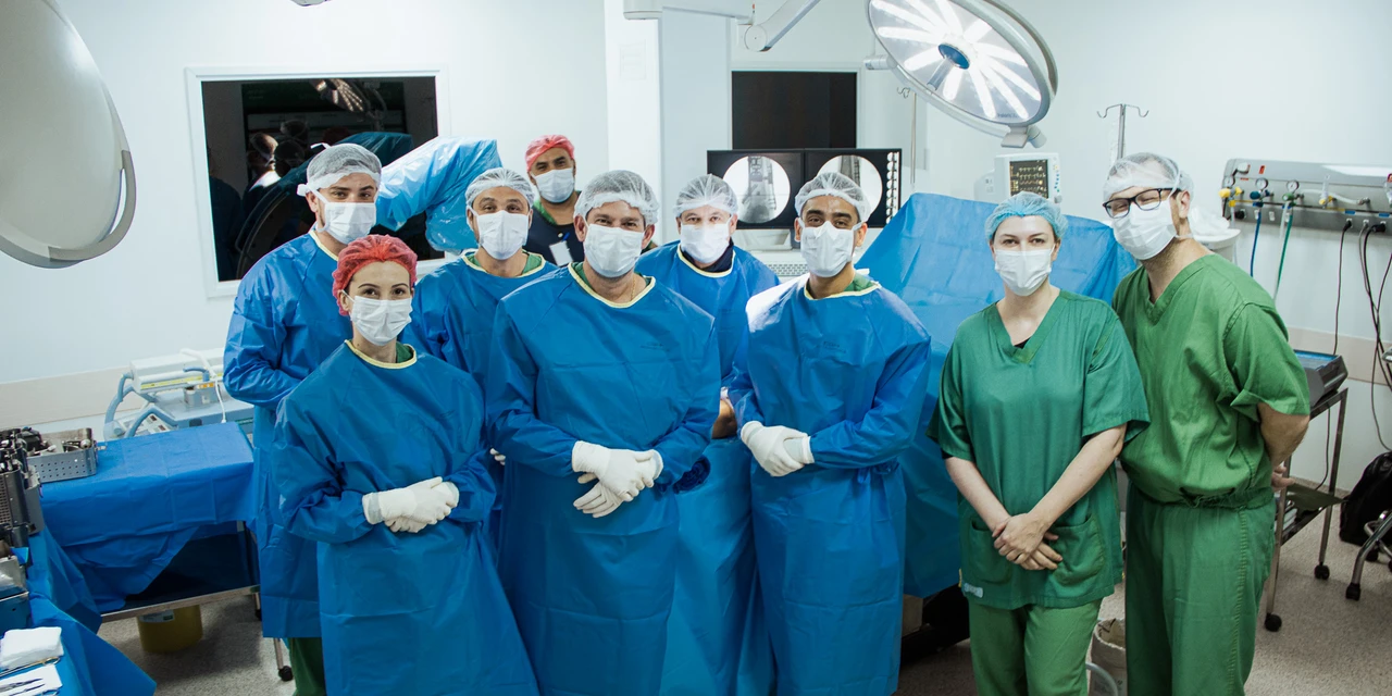 HGU realiza primeira artroplastia total de tornozelo em Ponta Grossa
