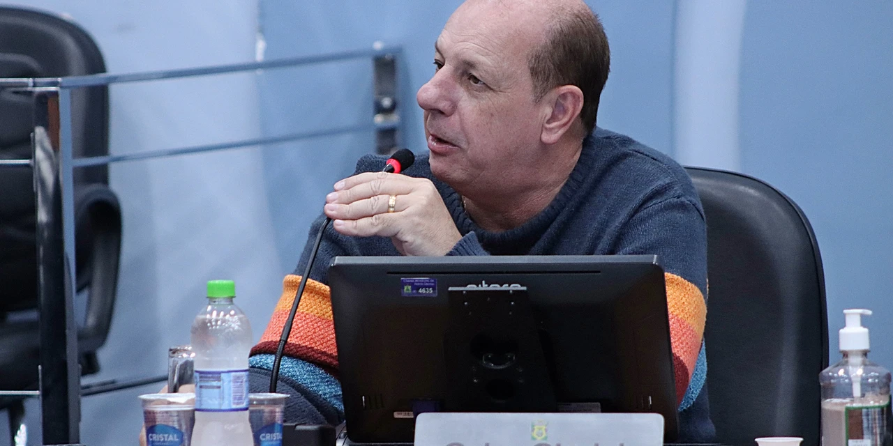 Vereador Celso Cieslak é afastado do cargo e proibido de entrar na Câmara de PG