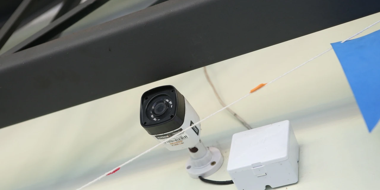 Novas câmeras ampliam vigilância e segurança nos CMEIs e escolas de PG