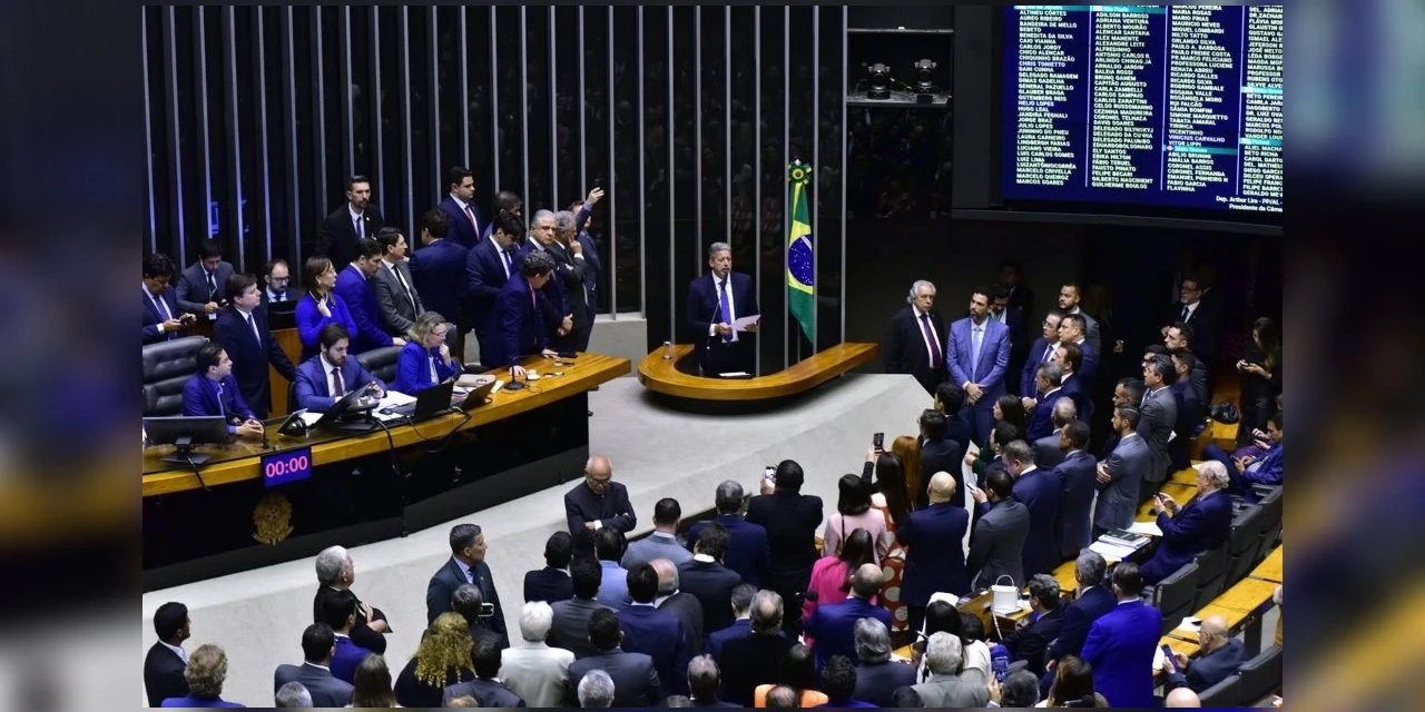 Artigo: 'Reforma tributária é gol de placa', por Vagner Freitas